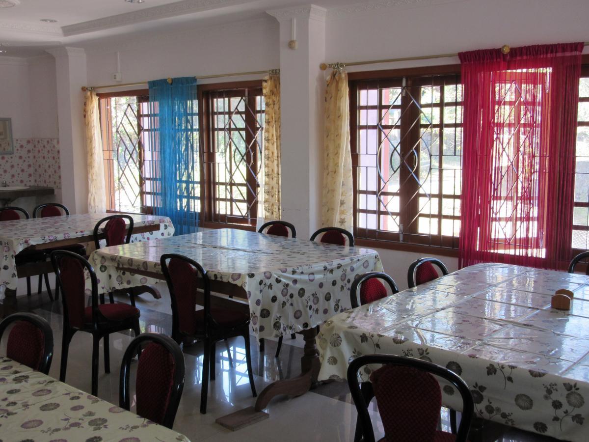 Hotel Druk Bhalukpung Екстериор снимка